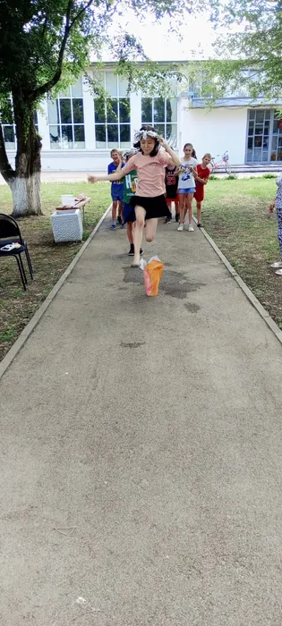 0d195878-974f-4e80-80ec-6e4fc48e5f5c