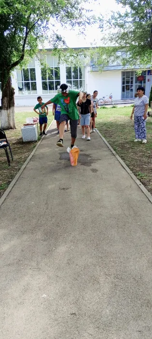 6ff9889a-59a4-49b0-b477-af4c5cb43aaa